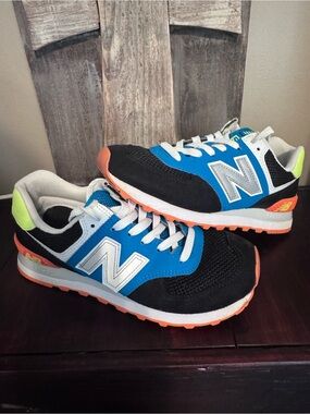 New Balance 574 Women’s Size 7 Black Blue Neon Orange Sneakers